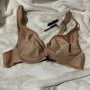 SKIMS Naked underwire Demi bra